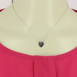 Collier ras de cou breloque coeur gravée argent rhodié